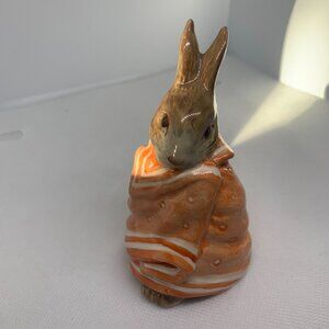 1976 Beatrice Potter " Poorly Peter Rabbit" Ceramic Figure WOB